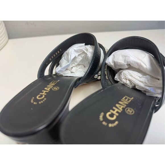 Chanel white pearl strappy block heel sandals 38.5 - Picture 6 of 9